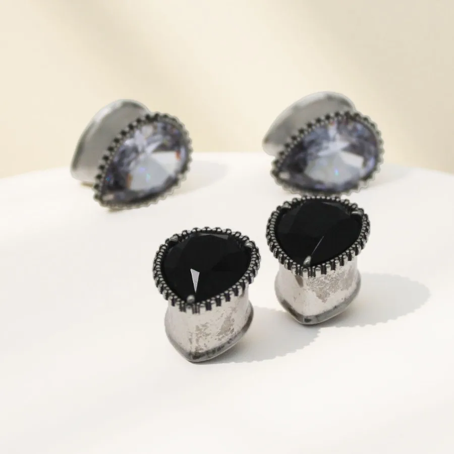 

1 пара простых медных каплевидных циркониевых расширителей для ушей ушной раковины