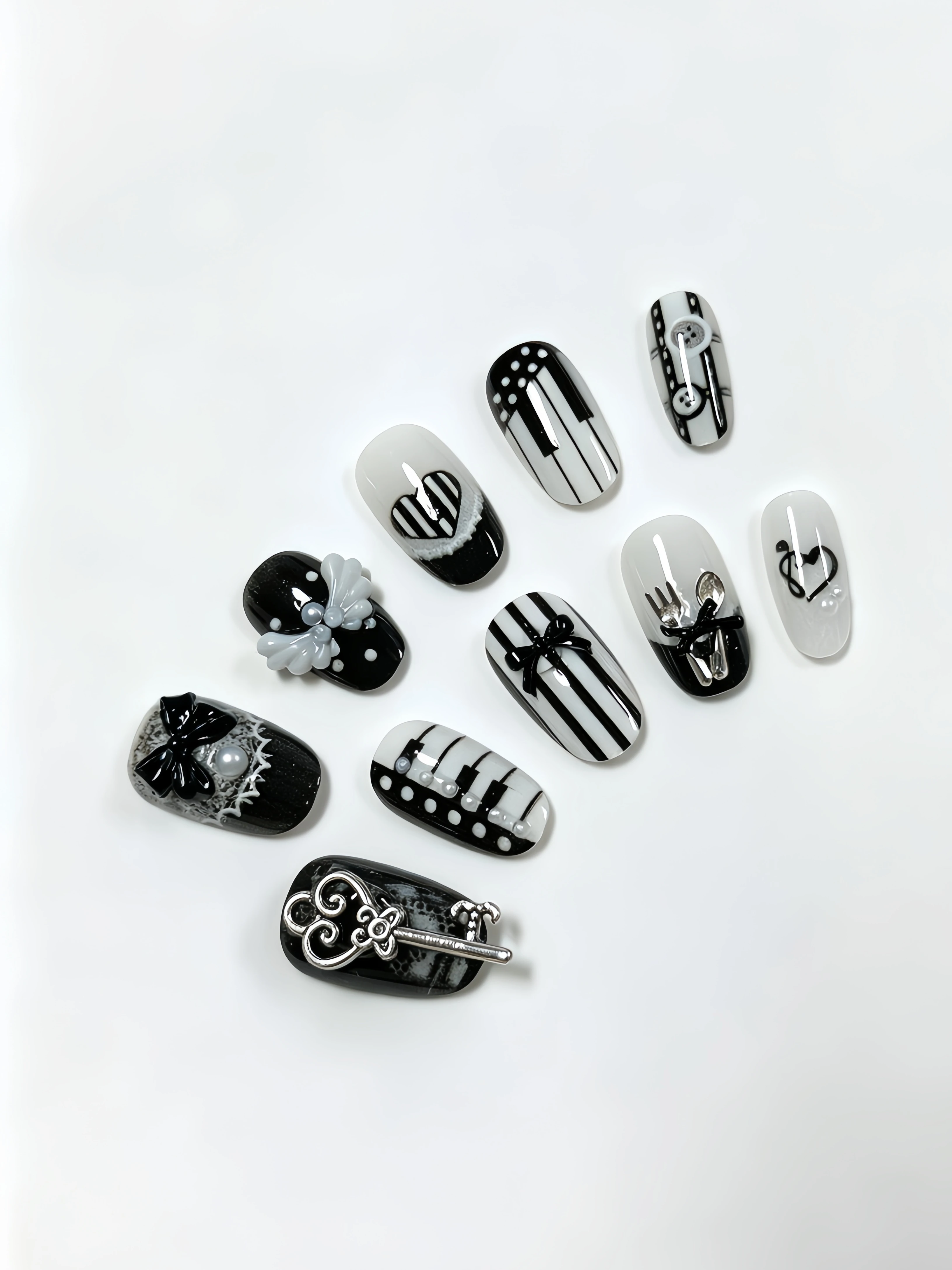 Milky White Matte Black Hand-Painted Black and White Piano Key Press-On Nails, Piano Bow Angel Key Full Set Retro Music Combination Nail Set, Mature and Sweet Office Lady Fake Nails, for Dating, Daily Use, and Parties, 10-Piece Set