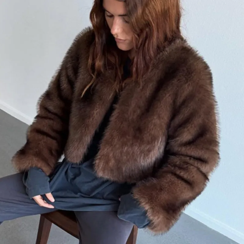 

2025 New Short Soft Faux Fur Jackets Turn-Down Lapel Fall Winter Thickened Warm Brown Fur Fluffy Chic Jackets Tops Outerwear