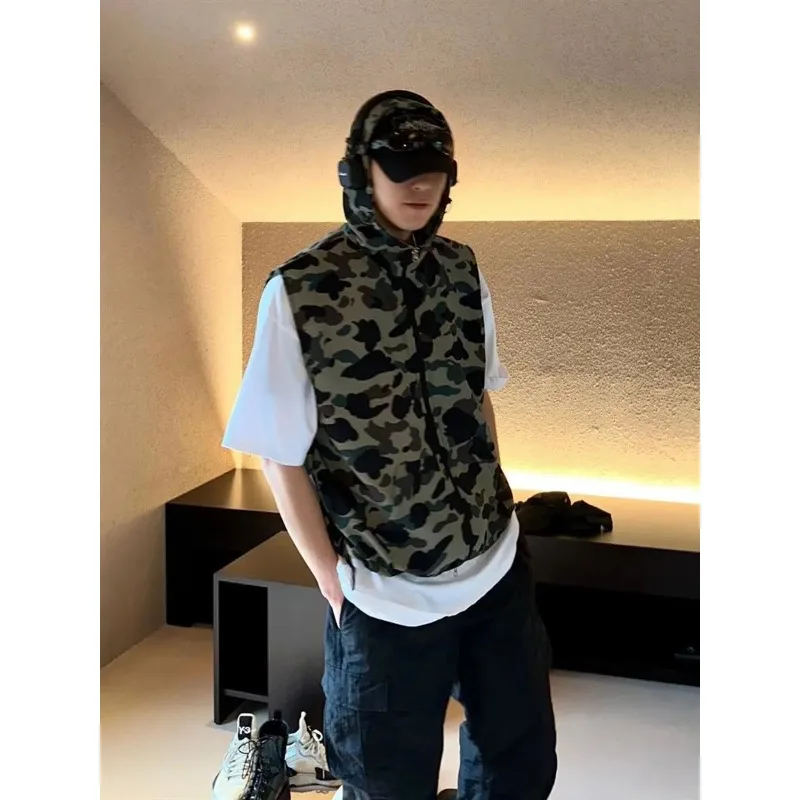 

Модный повседневный мужской жилет без рукавов, камуфляжный универсальный жилет на молнии с капюшоном