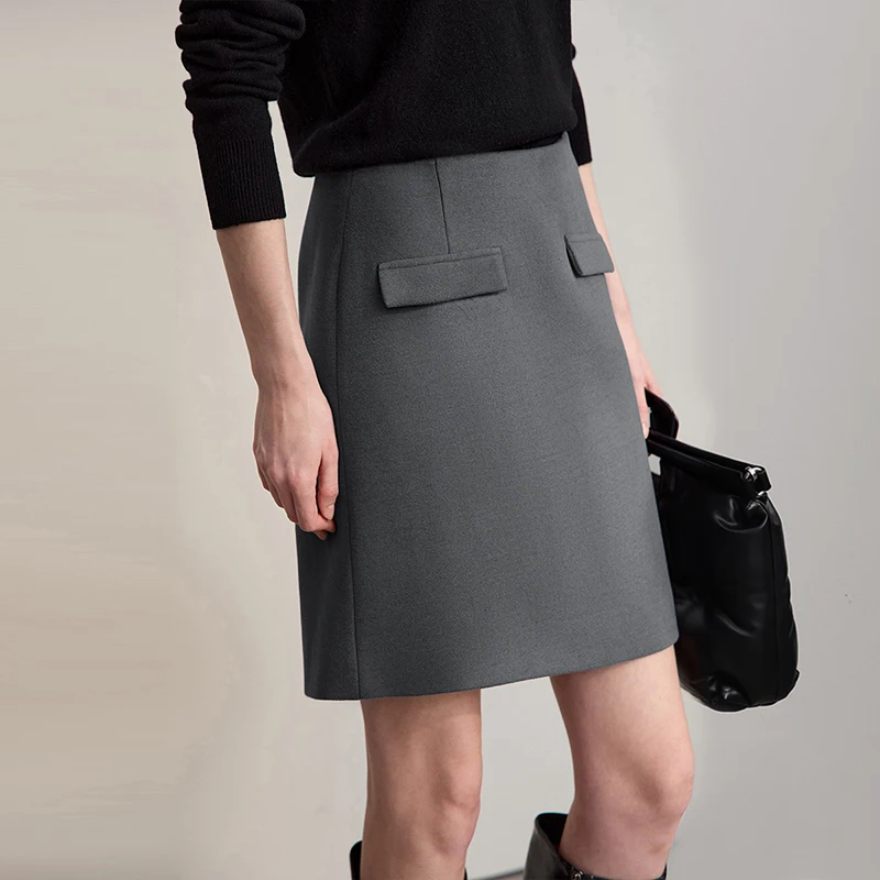 AMII Rechte Minirok 2025 Winter Nieuwe Elegante Commuter Korte Rokken Voor Vrouwen Effen Kleur Veelzijdige Dameskleding 12544004