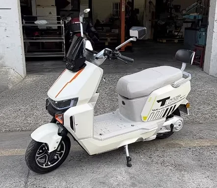 New Women's Fashion Electric Car 1500w Electric Motorcycle Comfortable Travel Commuting Electric Vehicle Factory Direct Sales