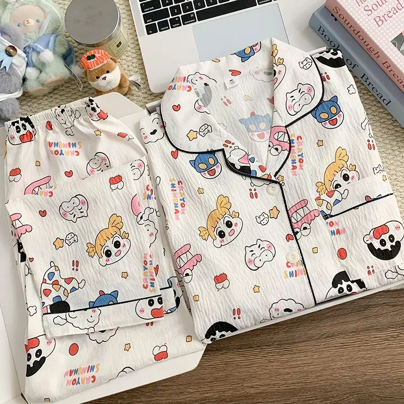 

Женский пижамный комплект с принтом Crayon Shin Chan, милый мультяшный комплект из 2 предметов на пуговицах, мягкая домашняя одежда Kawaii Capybara