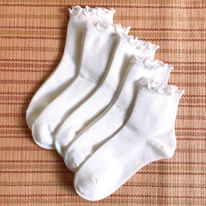 

5 пар/лот носков для женщин, хлопковые носки с рюшами для женщин, короткие дышащие черно-белые носки средней длины до щиколотки, весна-осень