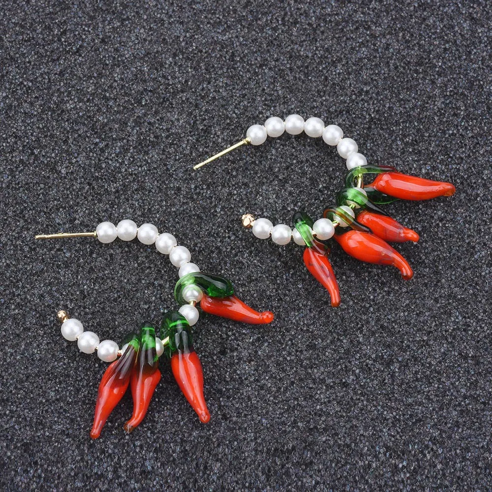 Bohemian new red pepper creative stud earrings, fashionable handmade pearl beaded earrings