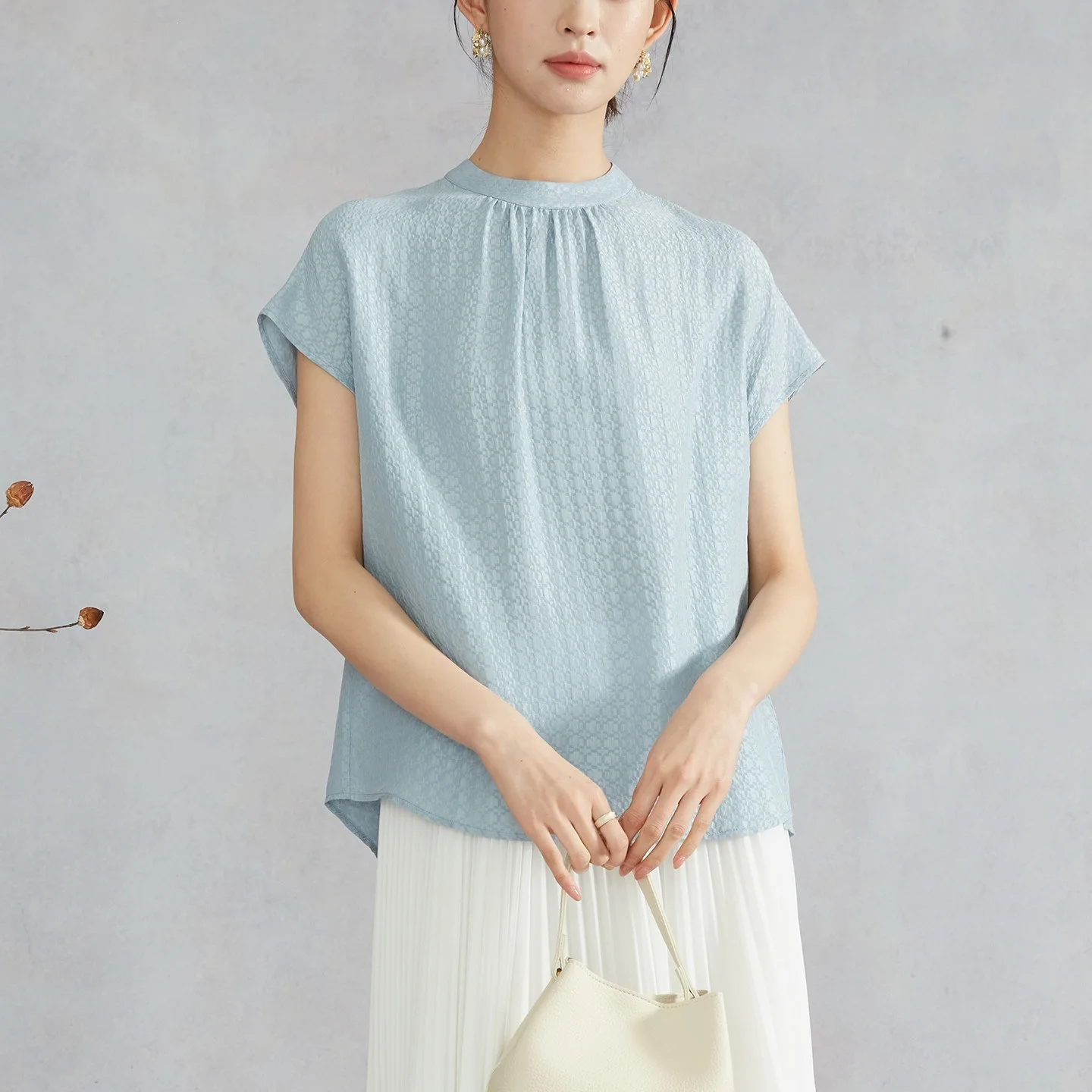 2026 Summer 100% Mulberry Silk Blouse for Women Pleated Loose Fit T-Shirt Elegant Casual Top for Daily Commute Office Wear
