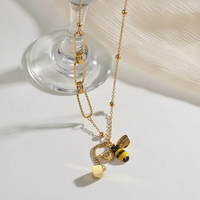 Stainless Steel Necklace Gold Color Insect Bee Charm Pendant Classic Gift Couple Jewelry For Women Wen