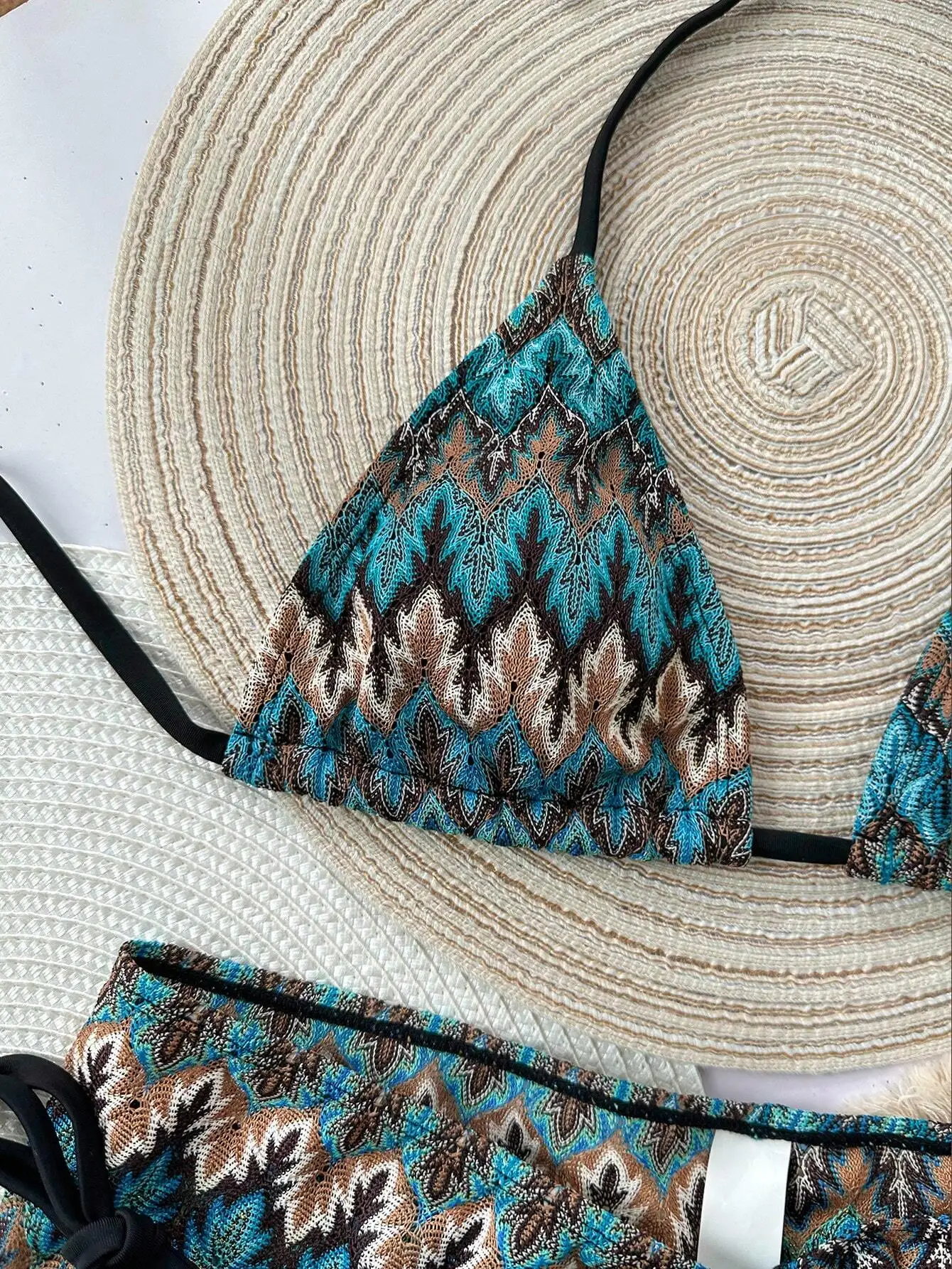 

Женский комплект бикини с волнистым узором и треугольными чашечками, с юбкой-накидкой для пляжного отдыха