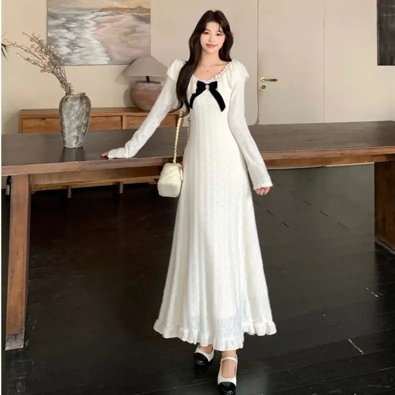 暖かさエレガントな女性の秋/冬フリース裏地付き厚みのあるスカートフレンチメイドスタイルレースドレススリムインナーロングドレスTS725
