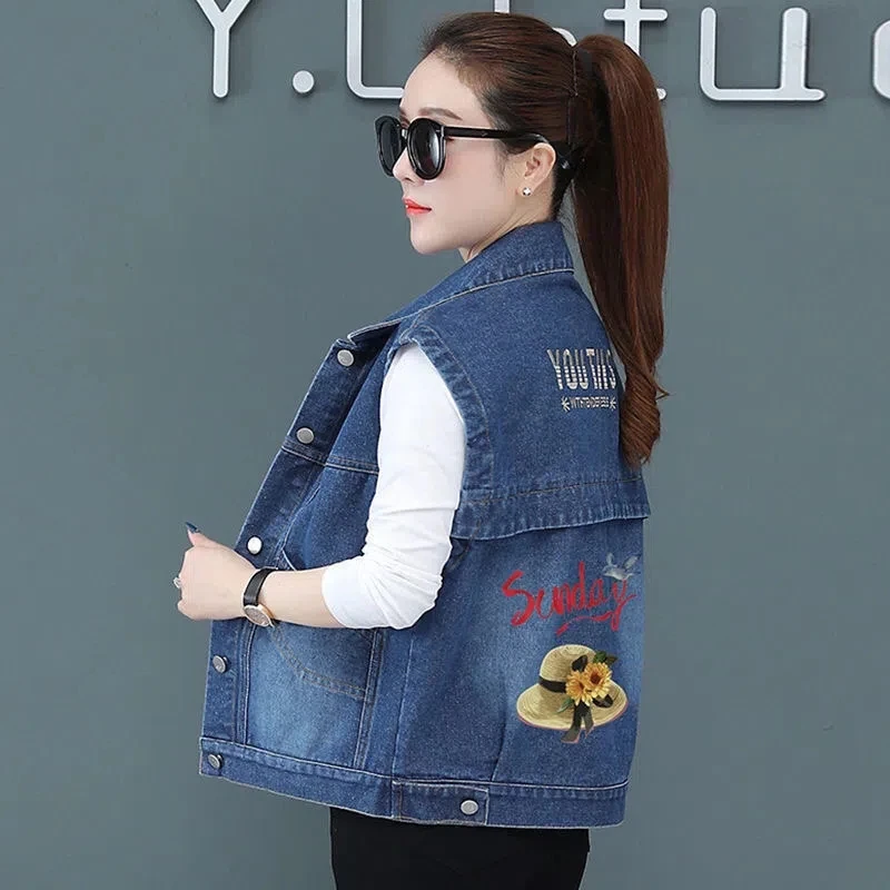 2023 New Women's Denim Vest Spring Summer Cotton Short Jeans Coat Sleeveless Vest Jacket Female Korean Embroidered Waistcoat 5XL
