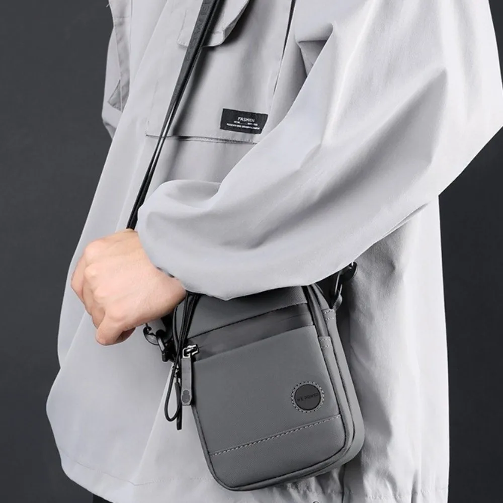 Casual Square Men Crossbody Bag Single Shoulder Multi-Pockets Men Chest Bag Anti Splash Multifunctional Nylon Fanny Pack Outdoor