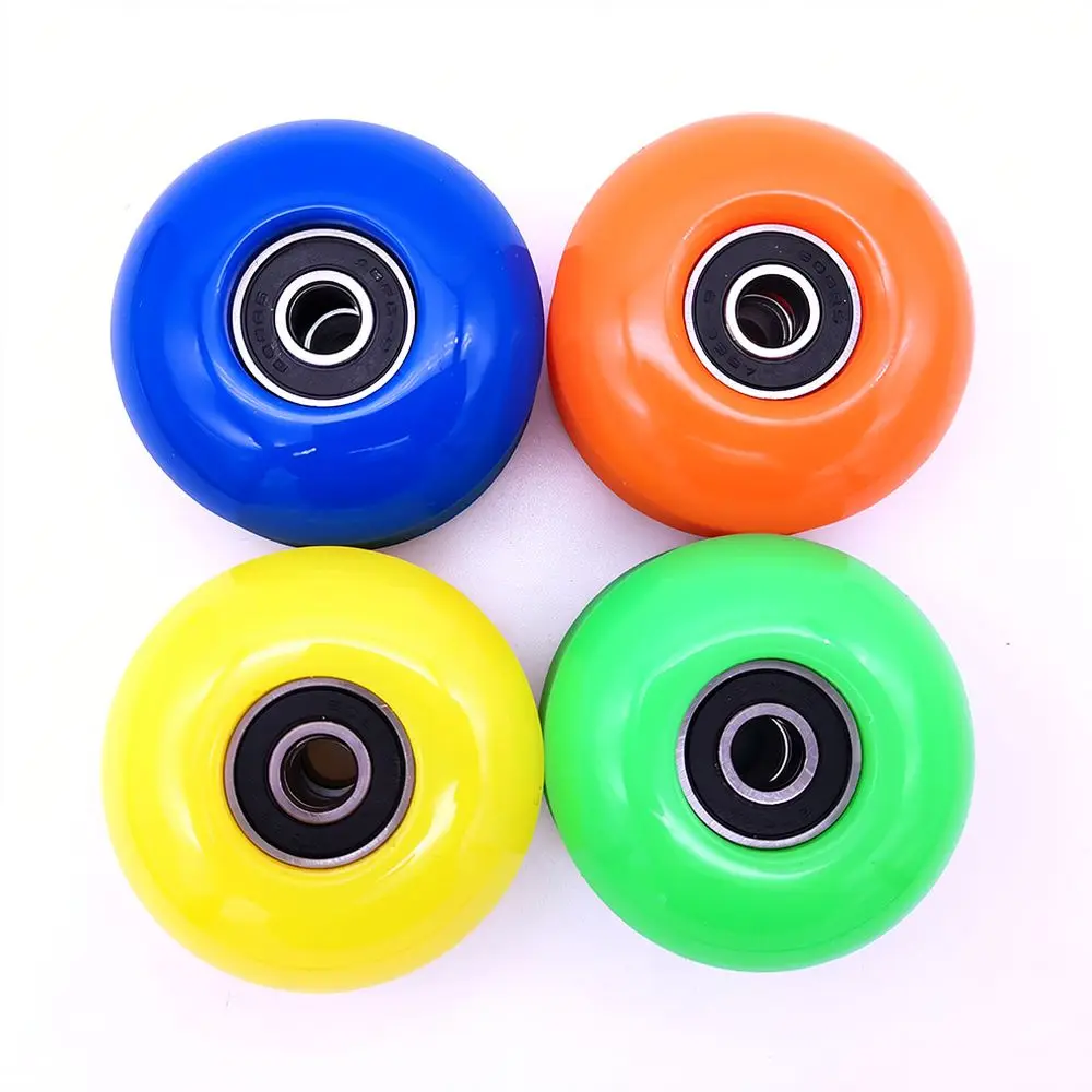 頑丈なスケートボード用ホイール-52mm-95a、abec-9ベアリング、t型工具、ハードウェアセット付き。ストリートでのトリックやダブルキックボードの交換用パーツとして最適。
