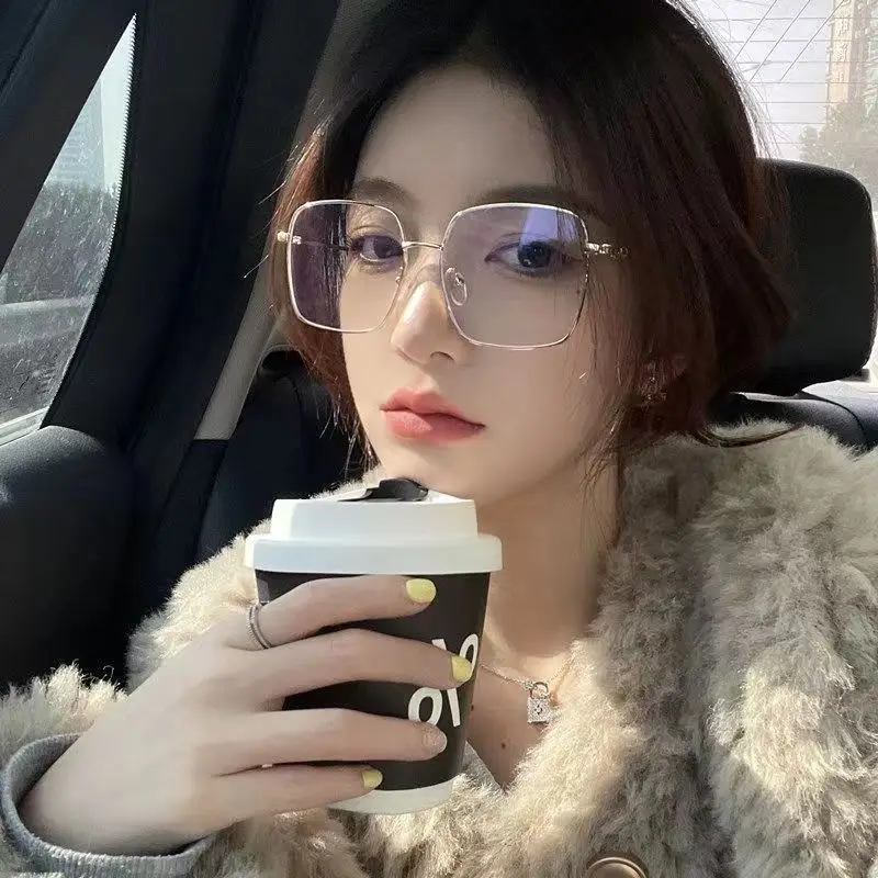 

Women's Unisex Anti-blue Light Radiation Computer Glasses with Transparent Square Metal Frame and Optical Protection Glasses