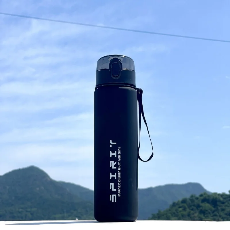 

560ML Large Capacity Sports Water Bottle Motivational Leak Proof Portable Reusable Plastic Cups Outdoor Travel Gym Jugs