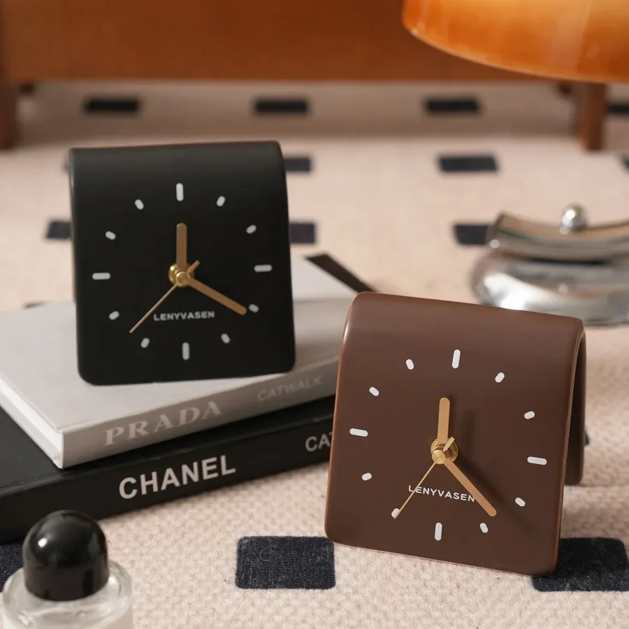 

Creative Countertop Ceramic Clock, Simple Desk Clock, Home Decoration, Living Room Bedside, Silent Desk Clock