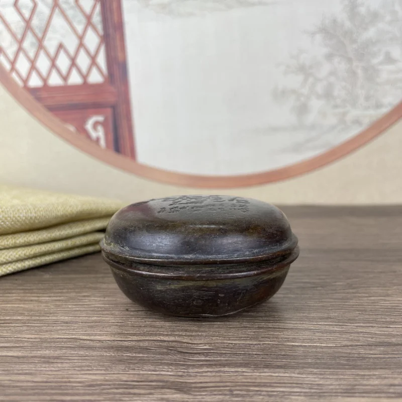 Exquisitely carved round bamboo inkstone box, old items, vintage goods, authentic antique copperware, collectibles