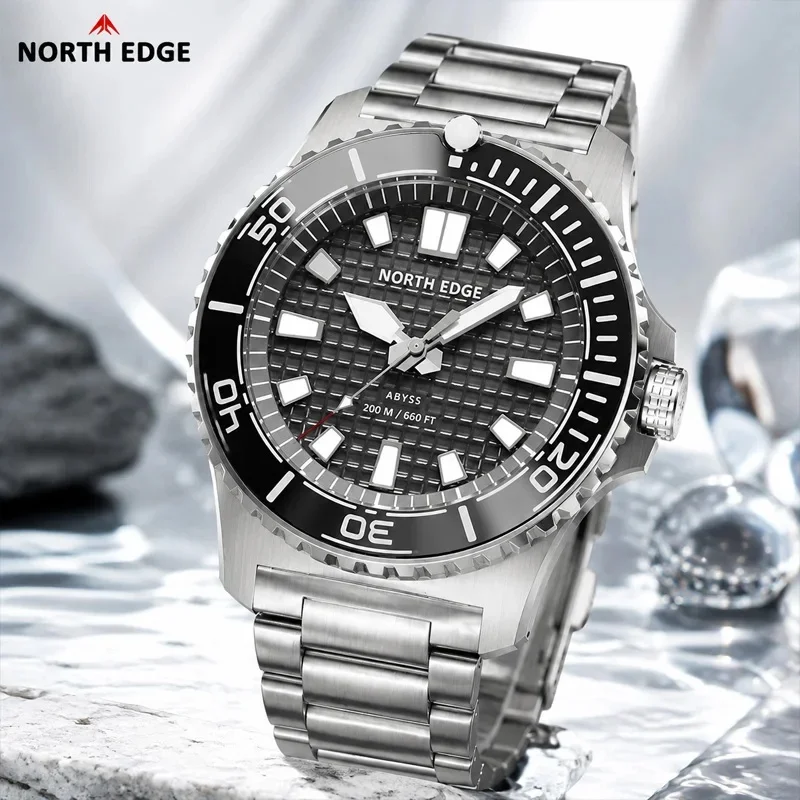 NORTH EDGE ABYSS Men Solar Powered Diving Quartz Luxury Watch 200M Waterproof Dive Sports Watches 316L Steel Case 180+ Day Power