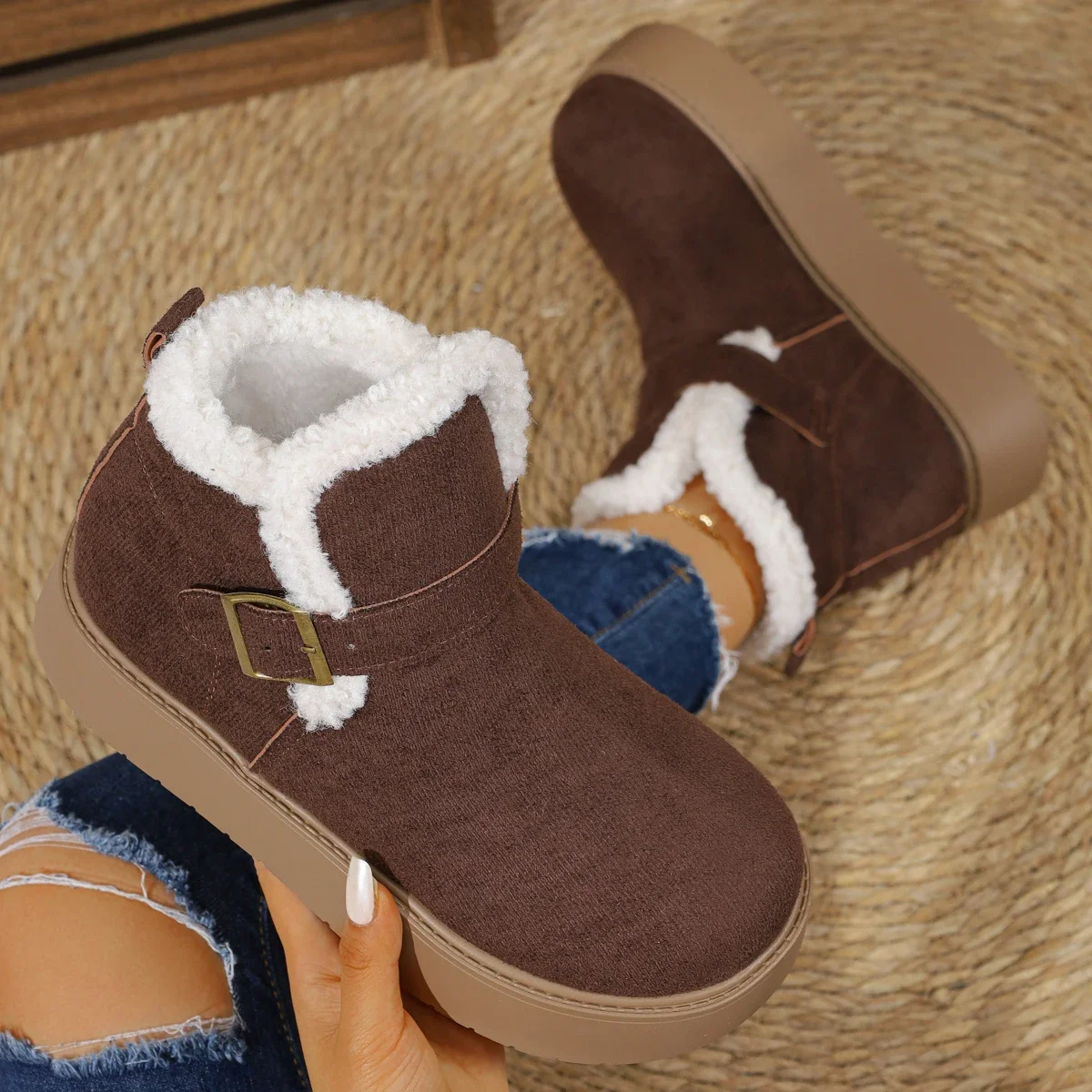 

Женские плюшевые ботильоны, новая дизайнерская обувь, женские зимние теплые ботинки на высоком каблуке 2025 года, повседневные нескользящие удобные зимние ботинки без шнуровки