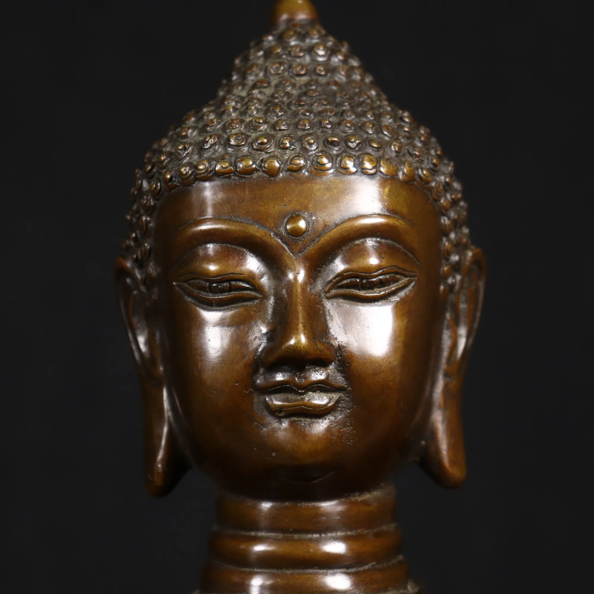 Pure Copper Shakyamuni Buddha Head Sculpture - Elegant Home Decor, Perfect for Business Opening Gifts and Religious Offerings