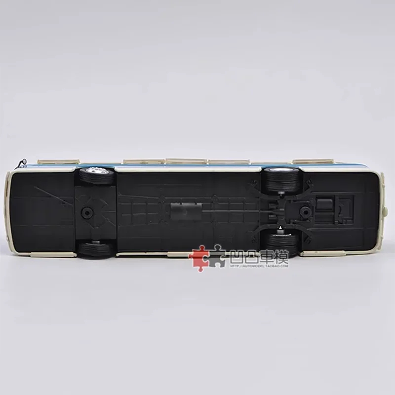 Car Model Collection 8TR Beijing Bus Trolley Original Factory 1:64 Simulation Alloy Car Model Decoration Collectibles Gift