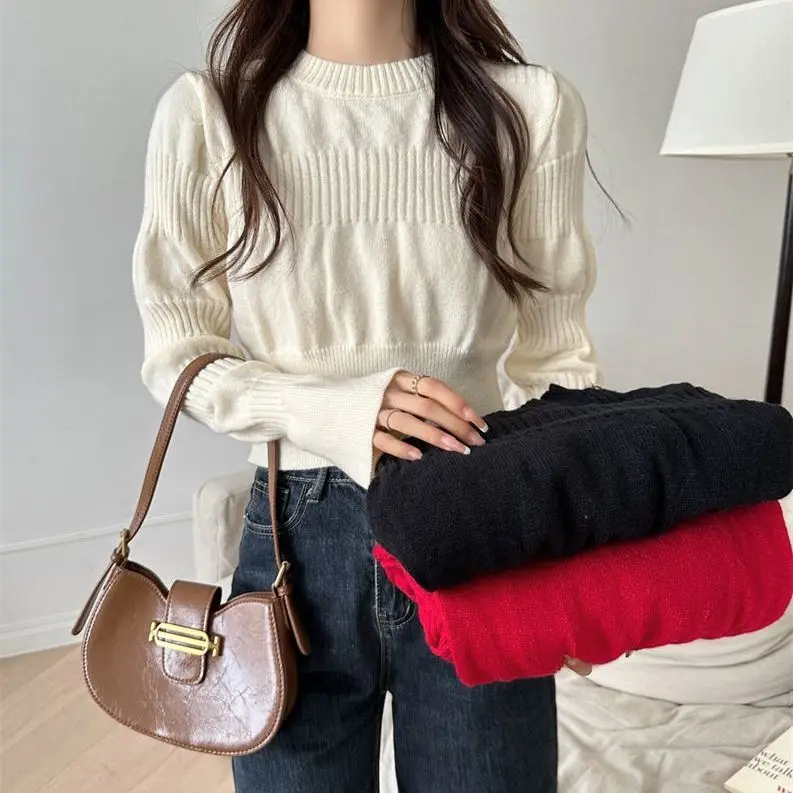 2025 New Women's Autumn Winter Round Neck Puff Sleeve Unique Knitted Base Shirt Flower Bud Sleeve Sweater Inner Wear