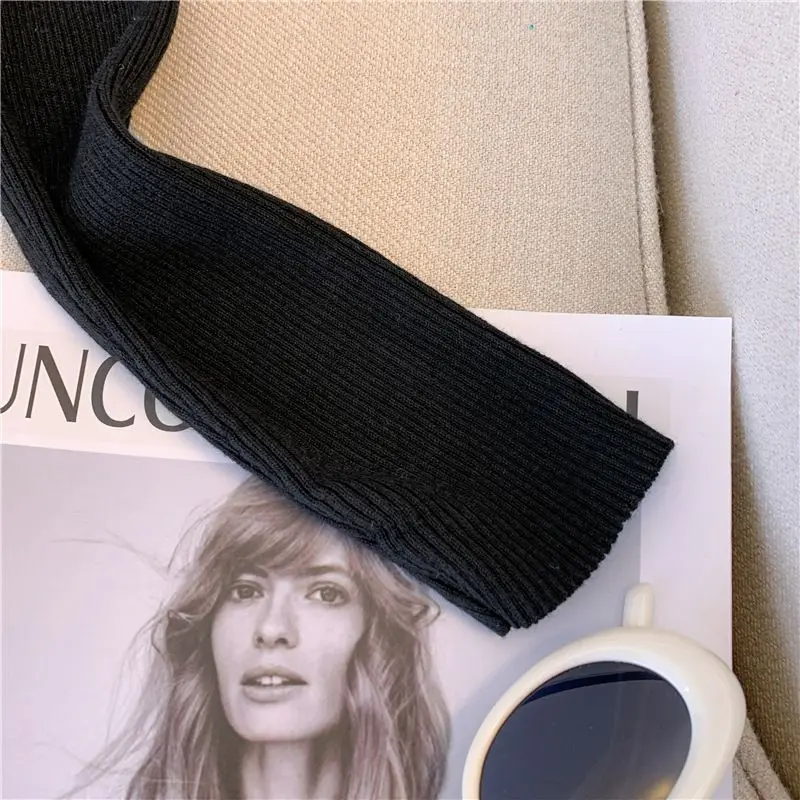 Cárdigan ajustado de manga larga con cuello en V, Top corto empalmado de encaje de estilo francés, Otoño e Invierno 2025