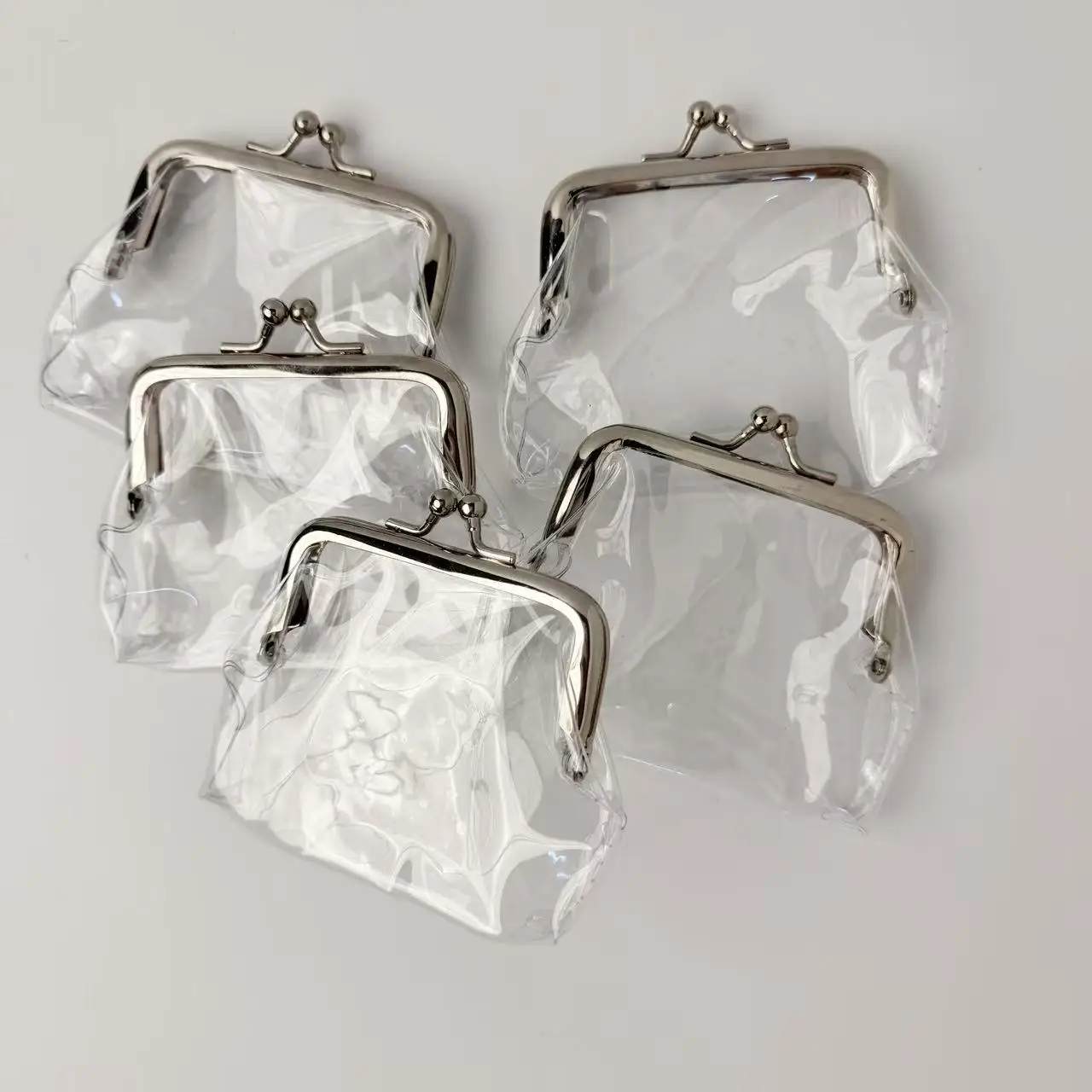 7.5cm transparent coin purse  can be makeup bag can store loose change and coins Women fashionable and versatile small bag