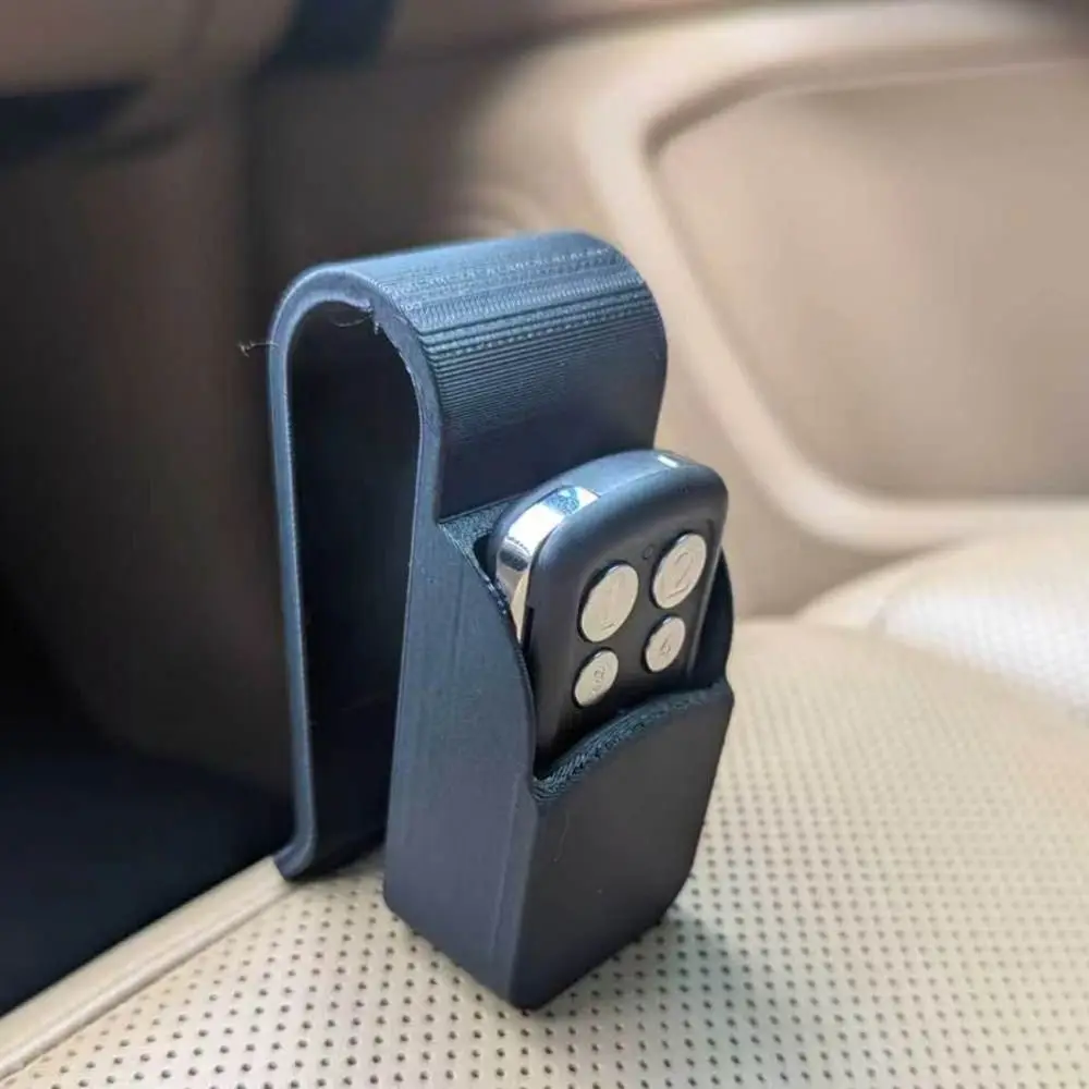 Clip On Garage Door Remote Holder Plastic Anti-lost Visor Organizer Open Front Compact Car Visor Remote Clip Keychain Remote