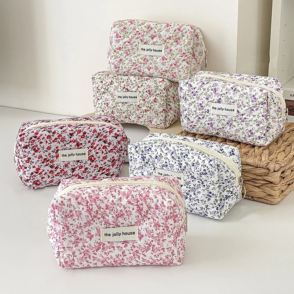 Fashion Flower Quilted Makeup Storage Bag Portable Travel Organizer Cosmetic Toiletry Pouch Cute Make Up Handbag Floral Bags