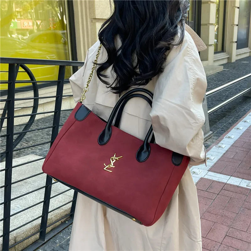 

‌ Женская замшевая большая сумка 2025 года — кошелек на плечо с цепочкой, роскошный минималистичный дизайн, идеально подходит для работы/повседневной одежды