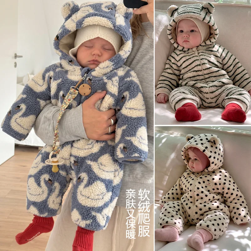 Baby One-Piece Coat 2026 Winter New Swan Fashion Fleece Thickening Warm Baby Climbing Clothes Pure Cotton Hooded Cotton Clothes