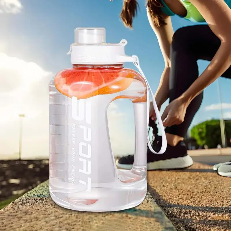 

Gym Water Bottle 1700ml Leakproof Water Bottle For Men High Temperature Resistant Outdoor Hydration Supplies For Gym Cycling