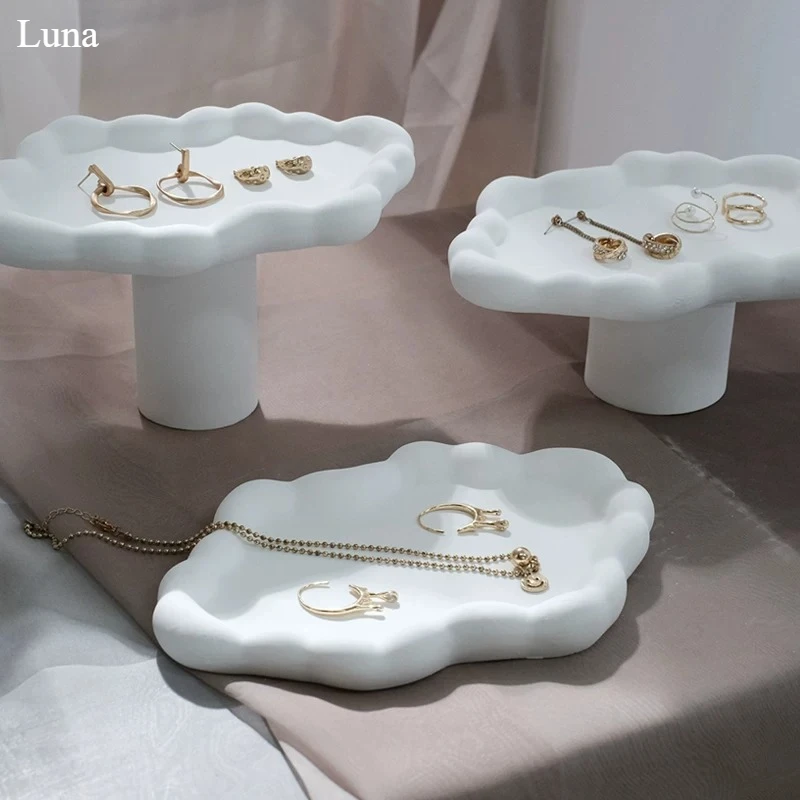 

White Plaster Jewelry Display Tray, Creative Appraisal Plate for Earring Ring Necklace, Photography Prop & Counter Showcase