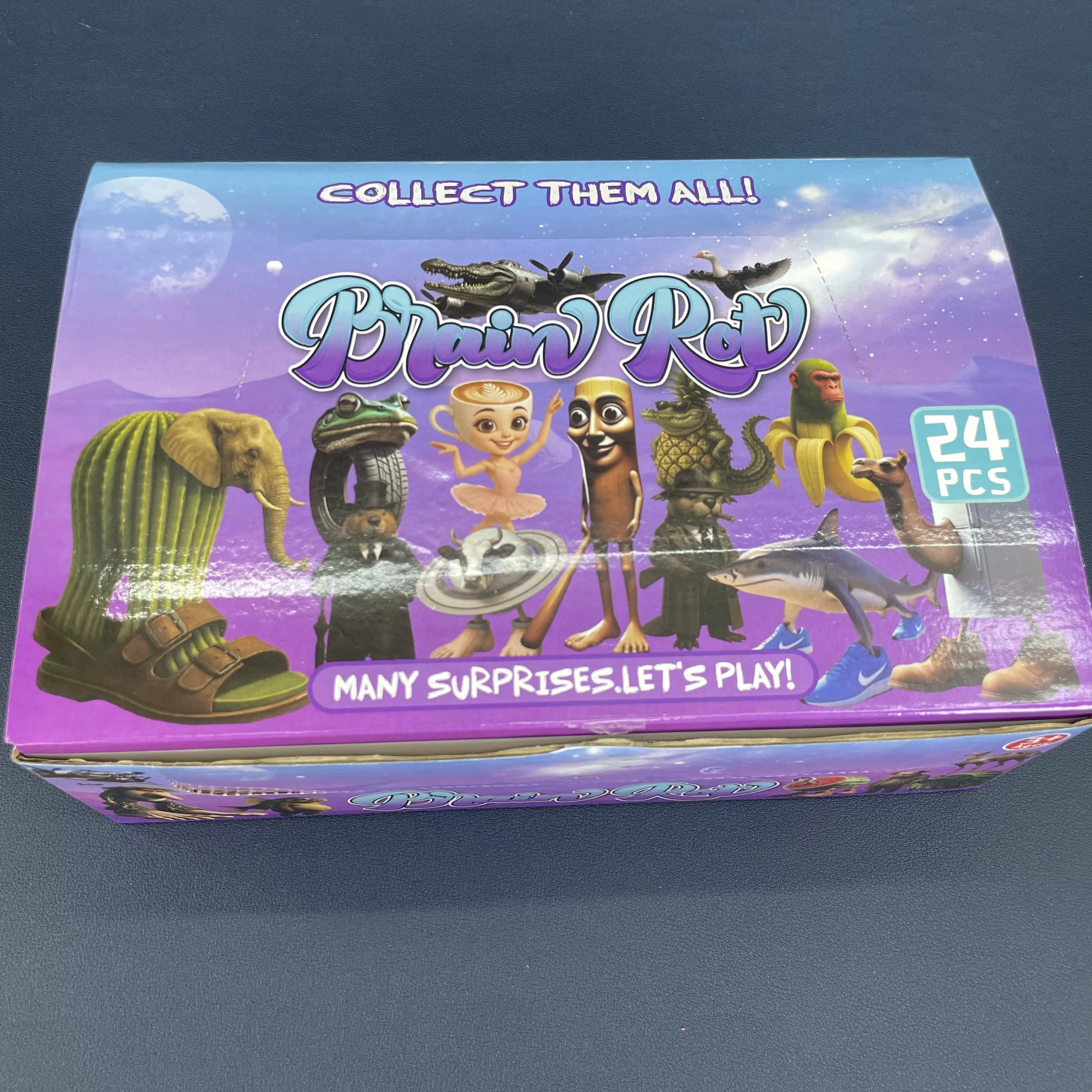 Versão de luxo de Shanhaijing 2 caixas de boneca latas caixa cega brinquedo chaveiro engraçado abstrato presente de aniversário brinquedos (dora adesivo requintado