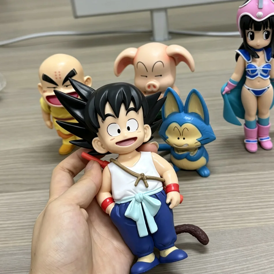 Set de Figuras de Acción de Anime de Dragon Ball, Son Goku Super Saiyan, con Krillin, Chichi y Bulma - Figuras Coleccionables para Niños