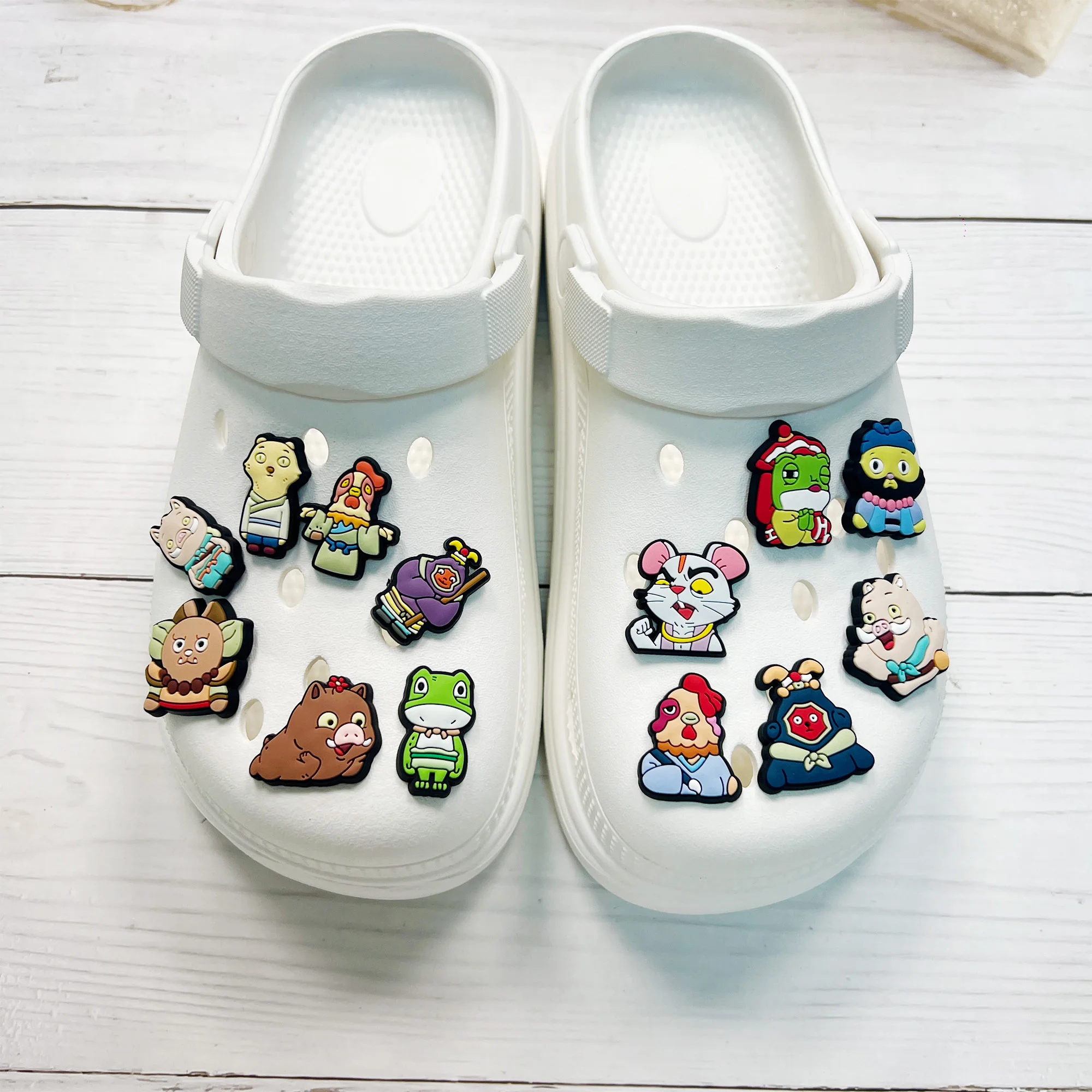 13-50Pcs Pig Chicken Mouse PVC Shoe Buckle Accessories Animal Monster Shoe Charms DIY Kids Cartoon Bracelet