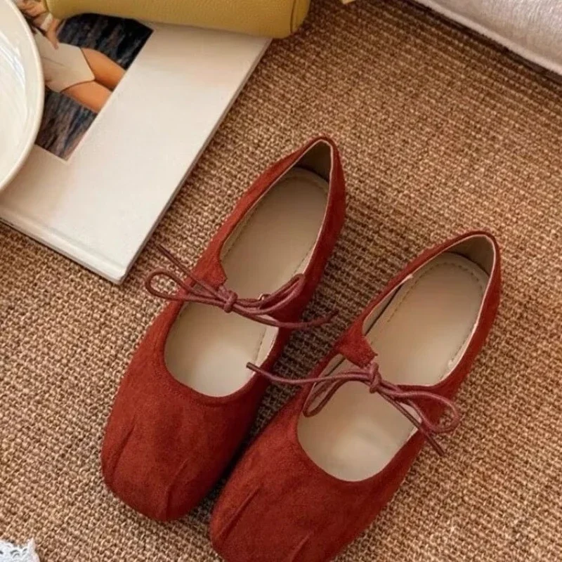Sepatu Mary Jane Wanita Ujung Persegi Sepatu Flat Kasual Berenda Sepatu Lembut Nyaman Sepatu Pantofel Balerina Sepatu Flat Balet Dangkal Wanita