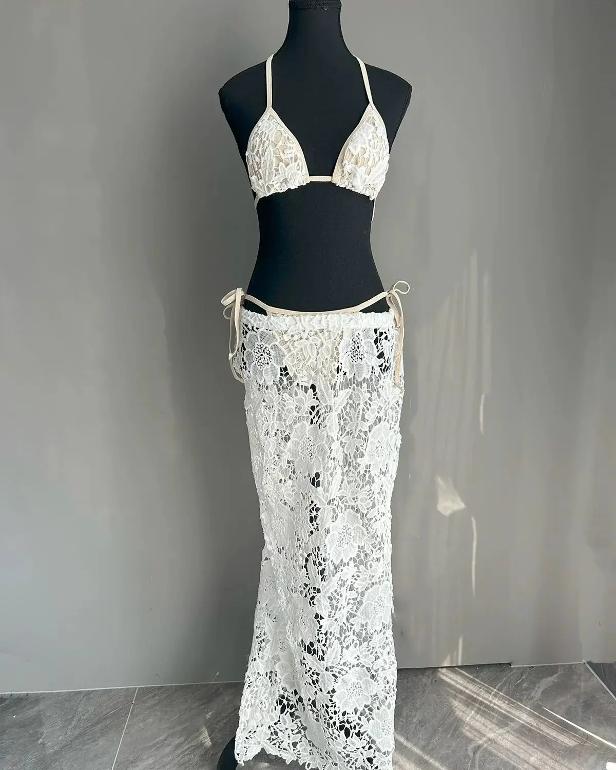 Siren Chic Sexy Lace Tie Bikini Three Piece Swimsuit Set Spicy Girl Split Bikini With Long Maxi Cover Up Ladies Bathing Suit