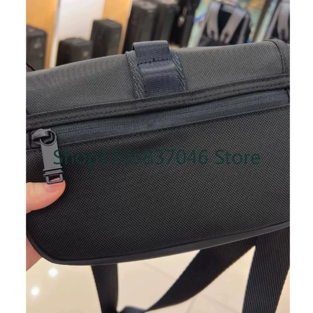 Crossbody bag, men's fashionable shoulder bag, new trend chest super high appearance value
