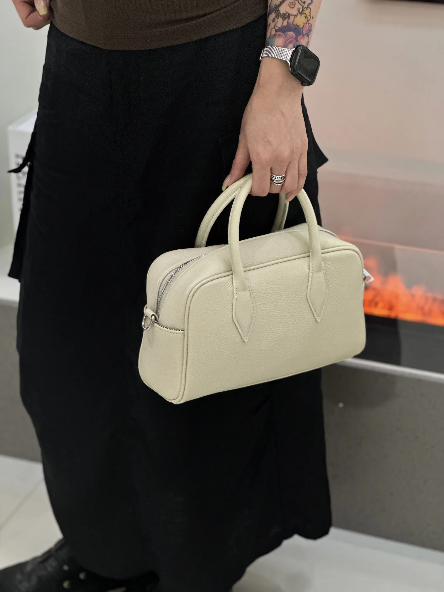 

Luxury Designer Women's Boston Bag Genuine Leather Tote Crossbody Shoulder Handbag Fashionable Accessory for Ladies