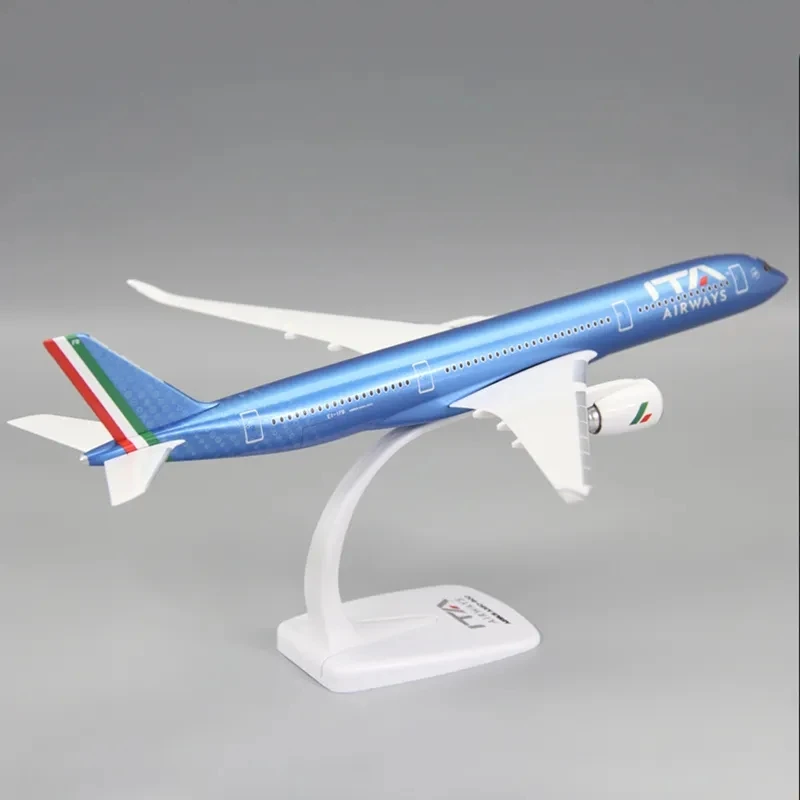 1/200 Scale A350 A350-900 Italy ITA Airline Aircraft Plastic ABS Assembly Plane Model Airplanes Model For Collection