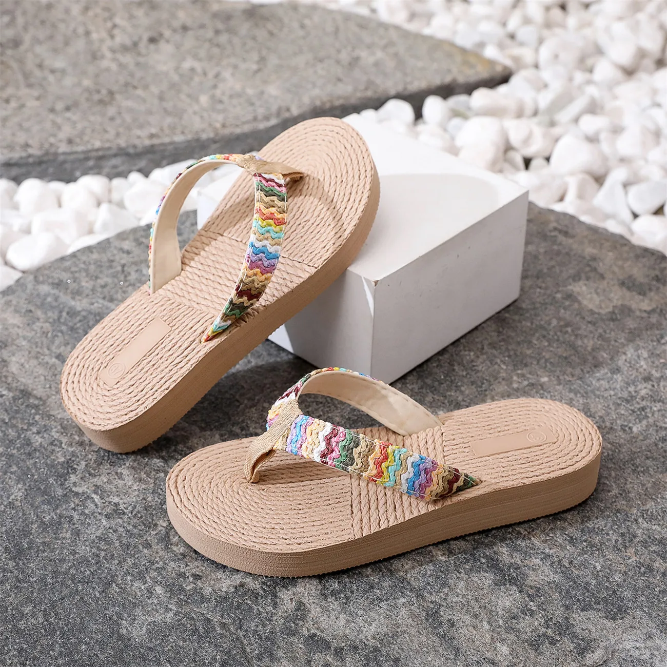 2025 Fashion Print Flip Flops Sandals Women Hotel Slippers Ladies Shoes Indoor Outdoor Flip-Flops Beach Flat Slides