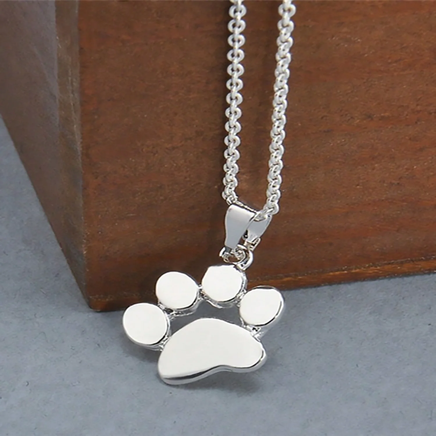 

1pc Stainless Steel Creative Paw Print Pendant Necklace For Women