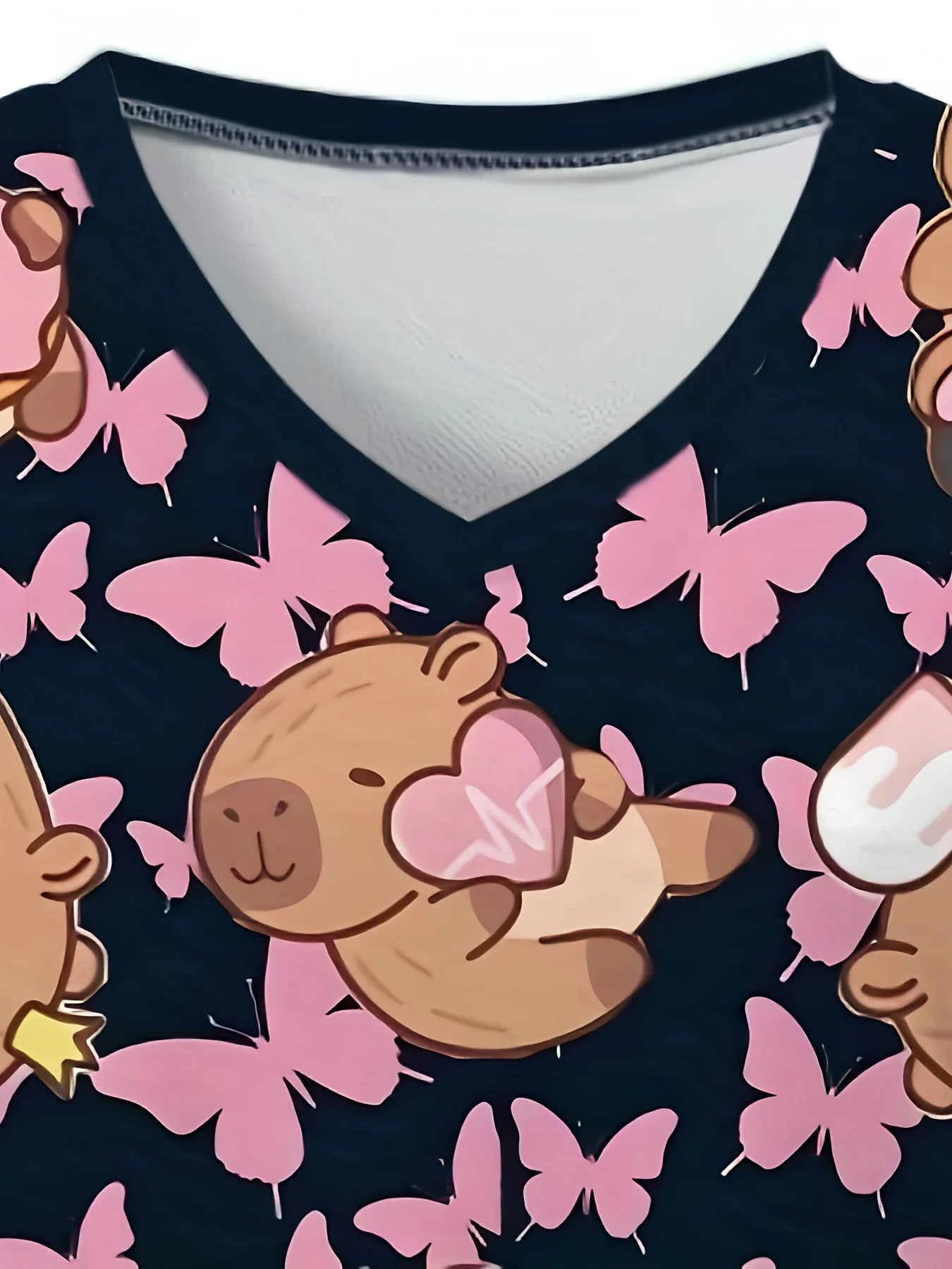 Haut d'uniforme d'infirmière décontracté à manches courtes et col en v pour femmes, chemise de travail à imprimé floral et cochon de dessin animé mignon avec poches pour les travailleurs