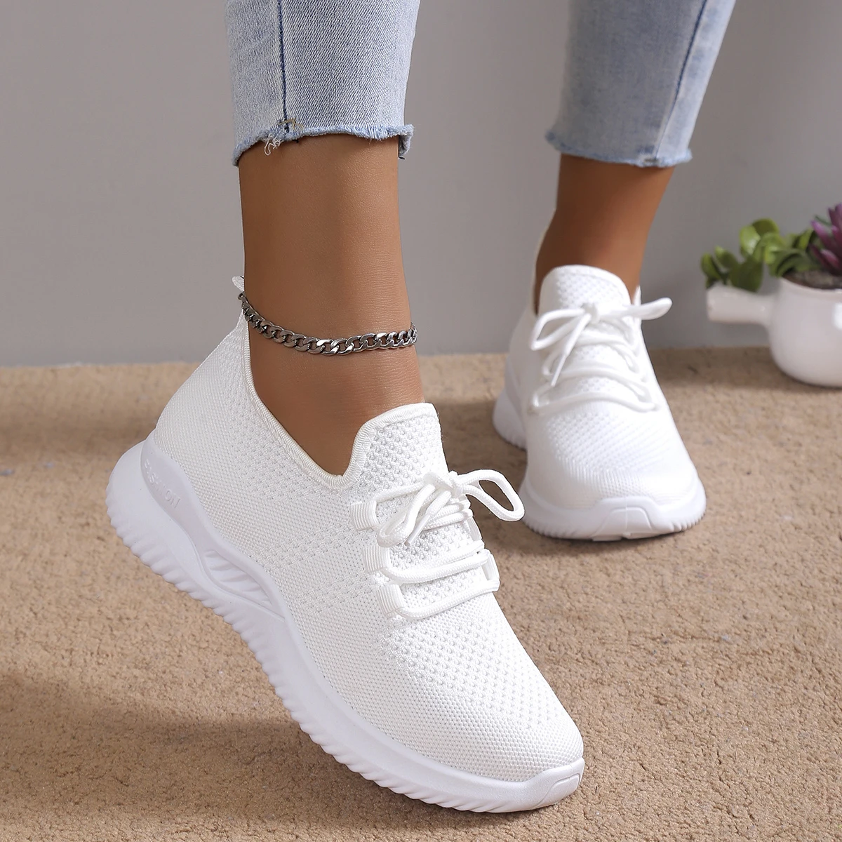 Fashion Women Casual Shoes Breathable Walking Mesh Lace Up Flat Shoes Sneakers Women Tenis Feminino Woman Vulcanize Shoes