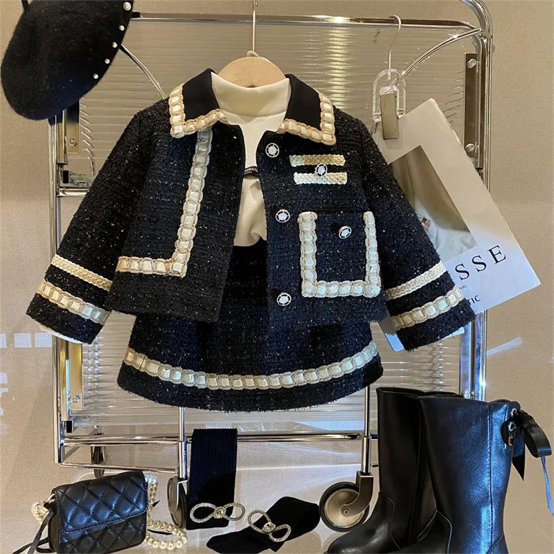 

Girls Xiaoxiangfeng Jacket Half Skirt Set Temperatures Winter Winter Warm Female Baby Baby Children's Skirt Two -piece