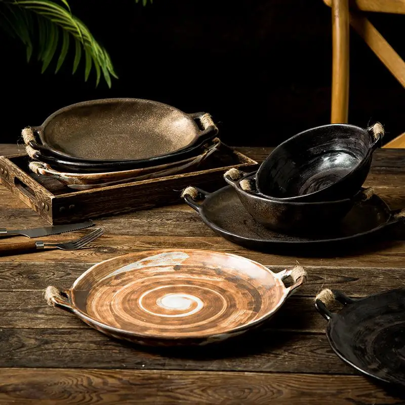 

Rustic Japanese Sle Cerc Plate Serving Di Multi-Functional Earthenware Steak Plate Dual Handle Plate for Home Use