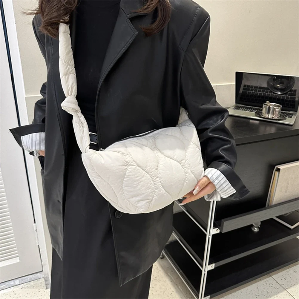 Puffer Shoulder Bag for Women Soft Down Cotton Padded Tote Bags Purse Quilted Cross Body Bag Solid Color Bubbles Cloud Bag