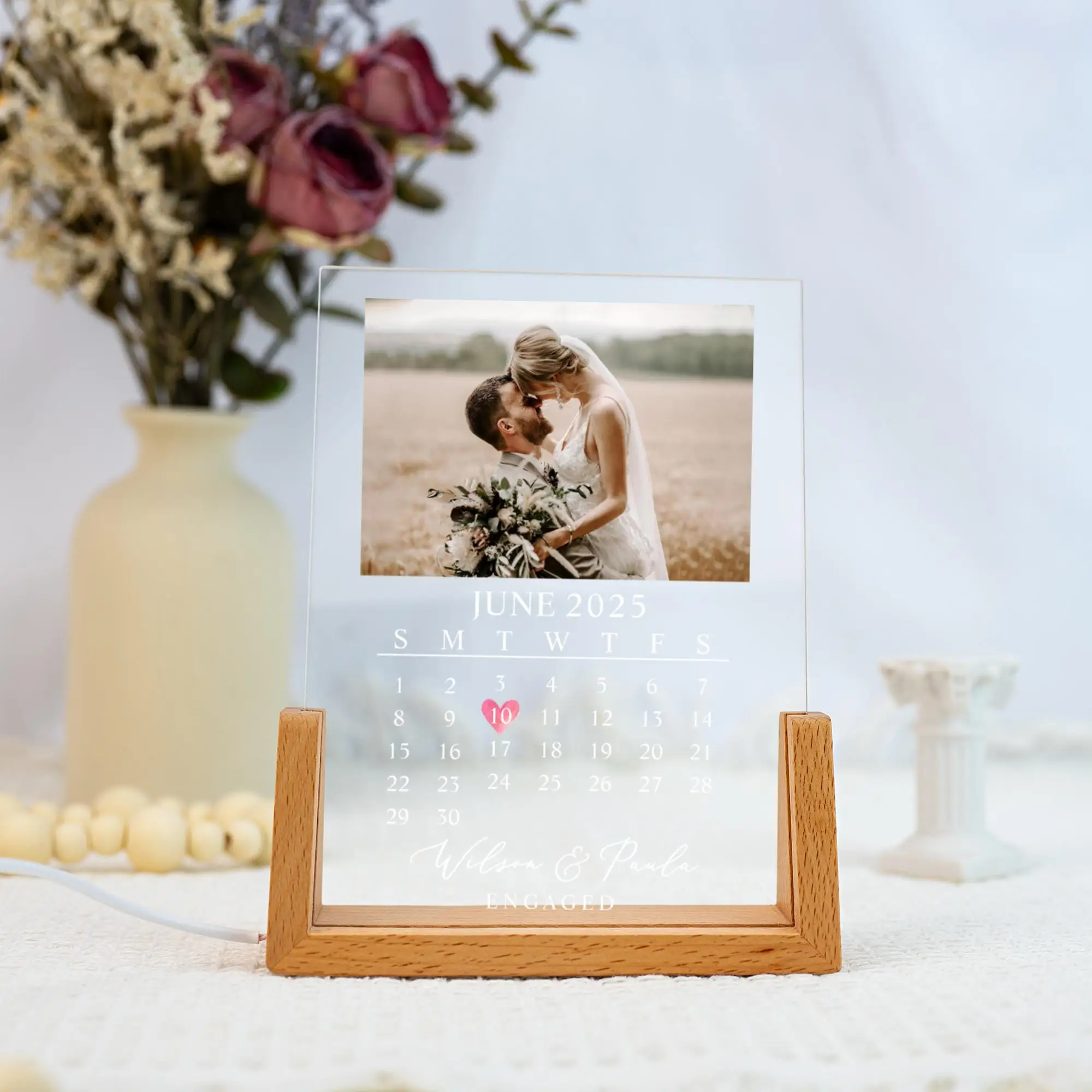 

Custom Valentine Day Couple Photo Personalized Acrylic Night Light Ornament Romantic Memorial Desktop Decoration Love GiftsDecor