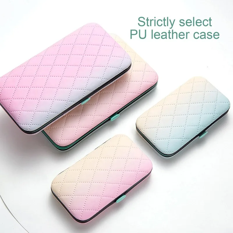 

Deluxe 18 piece Nail Art Kit Portable Case 5 Gradient Colors Cuticle Pusher Nail Brush Ideal For Travel Gift Ready Box